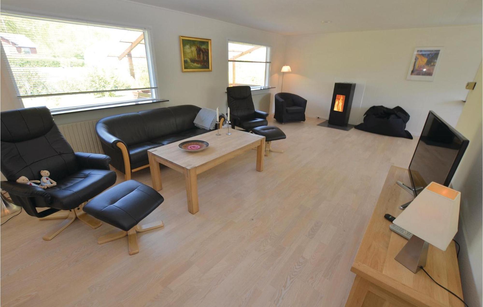 Stunning Home In Augustenborg With Kitchen 外观 照片