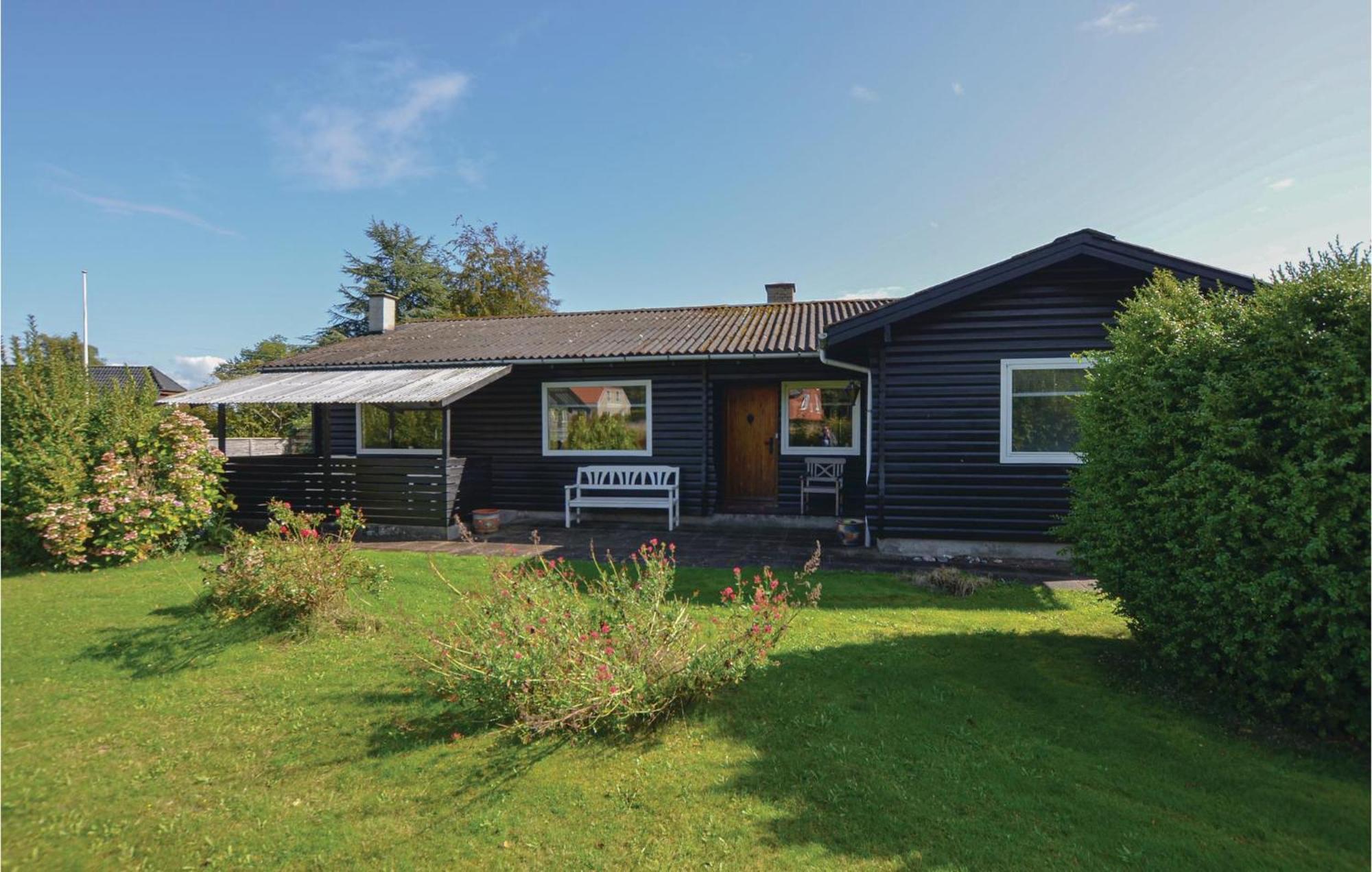Stunning Home In Augustenborg With Kitchen 外观 照片